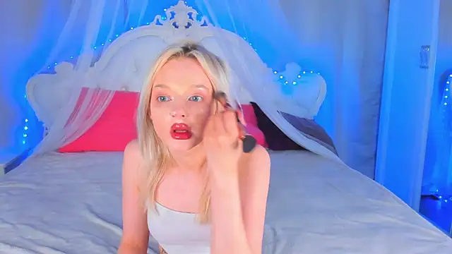 AlessaKiss online show from June 15, 1:52 am