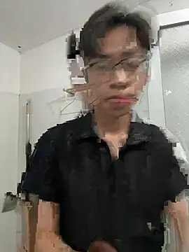 liamhn2k4 online show from April 15, 11:17 am