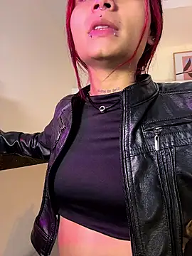 Snapshot of Emma_duff chatting on July 19, 7:39 pm Emma duff online show from July 19, 7:39 pm