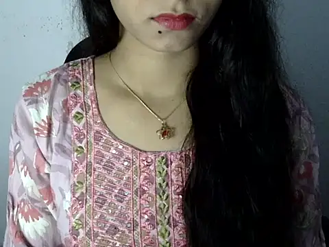 Shezi N online show from August 2, 3:54 pm