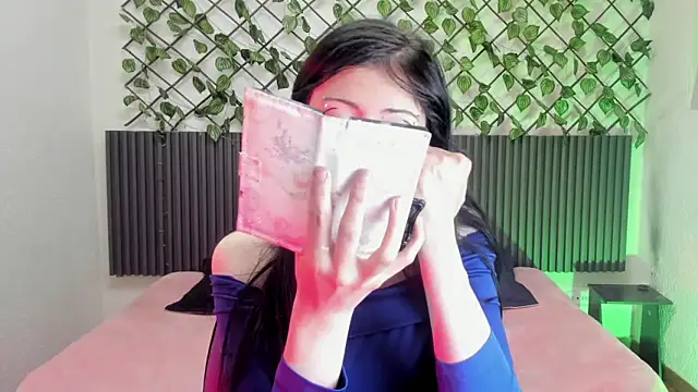 Dark Niight  online show from March 14, 12:43 pm