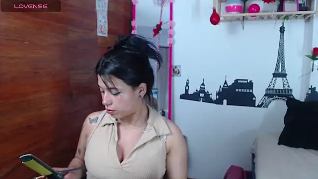 petite coral online show from March 11, 12:49 am