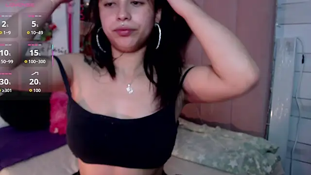 petite coral online show from March 24, 1:32 am