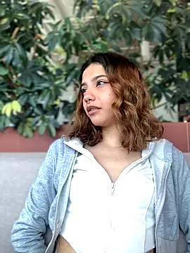 MiaaCute- online show from October 18, 7:47 pm