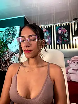 elegant  rouse online show from December 17, 7:09 pm