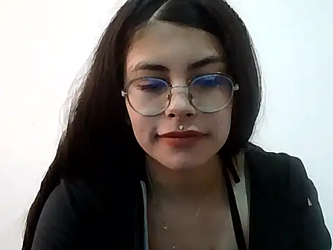 kaileyrivers online show from April 27, 11:52 am