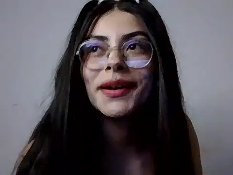 kaileyrivers online show from May 29, 1:36 am