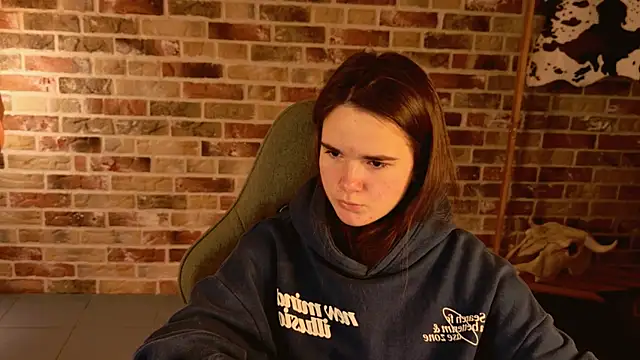 May Bloom online show from November 21, 5:17 am