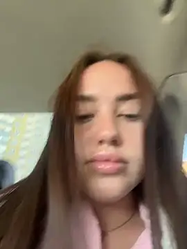 KiraSunshine online show from April 9, 6:02 am