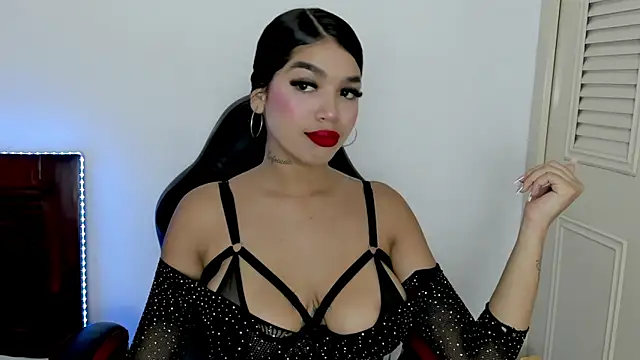 tifanymonroe online show from February 14, 11:40 am