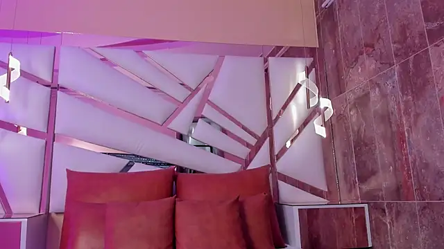 Catalina-Thompson online show from March 12, 12:11 pm