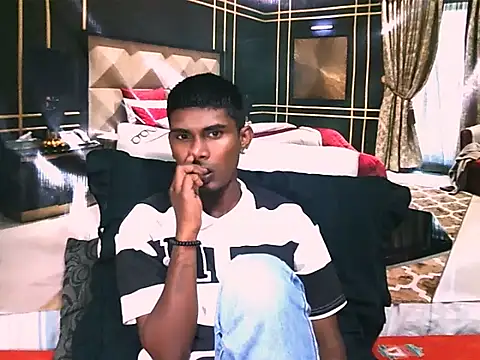 Snapshot of IndianThuggin chatting on June 4, 6:03 pm IndianThuggin online show from June 4, 6:03 pm