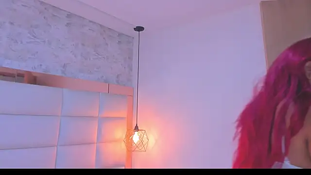 Sofia clk online show from April 18, 3:32 am