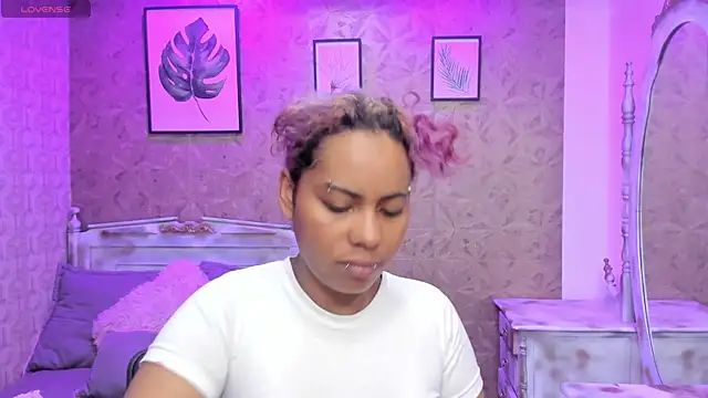 Sofia clk online show from June 25, 3:06 am