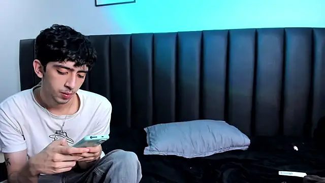 jennierrubyjane online show from December 20, 10:06 pm