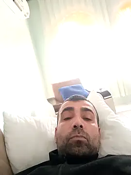 Bugattiveyron1 online show from November 29, 12:30 pm