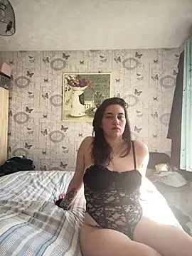 YourFrenchFeliciexo online show from April 7, 11:21 am