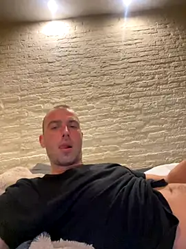 Rotteei1 online show from November 6, 7:04 pm