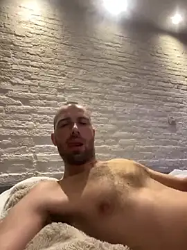 Rotteei1 online show from November 18, 5:34 am