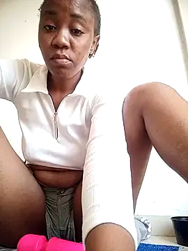 sexy-portable online show from March 5, 6:09 am