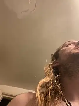 Snapshot of LSDsexslave chatting on February 19, 10:55 am LSDsexslave online show from February 19, 10:55 am