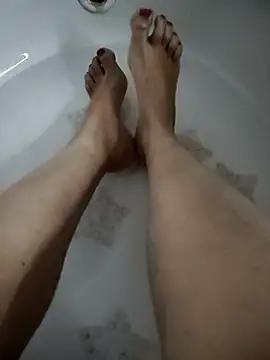 Snapshot of sexydeaChanel chatting on November 17, 6:57 pm sexydeaChanel online show from November 17, 6:57 pm