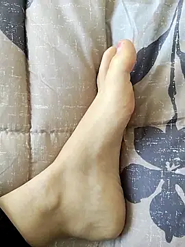 Snapshot of sexydeaChanel chatting on February 21, 2:40 pm sexydeaChanel online show from February 21, 2:40 pm