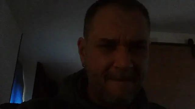 Snapshot of MachosBB_sex chatting on February 5, 3:27 pm MachosBB sex online show from February 5, 3:27 pm