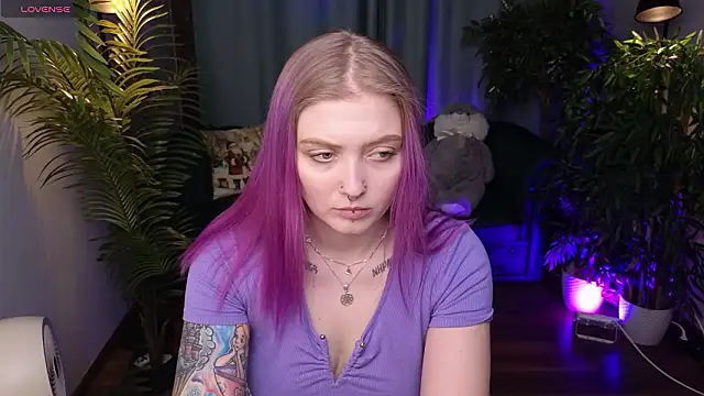 Kiki shay online show from February 4, 9:31 pm