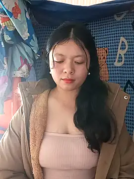 lisa-bae00 online show from February 3, 6:22 am