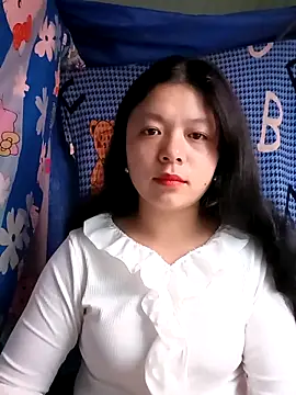 lisa-bae00 online show from February 17, 11:44 pm