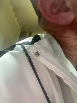 Snapshot of gitanoMad chatting on February 21, 10:55 pm gitanoMad online show from February 21, 10:55 pm