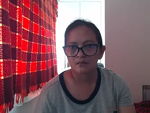 Kinkybela2025 online show from May 14, 11:22 pm