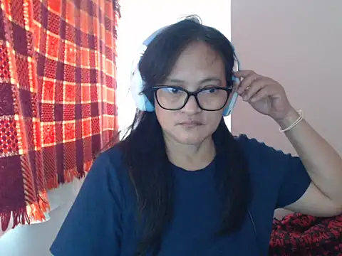 Kinkybela2025 online show from May 15, 11:23 pm