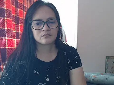 Kinkybela2025 online show from May 26, 12:50 am