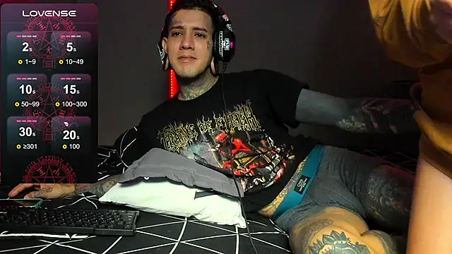 cleoo jhonny online show from April 2, 2:53 am