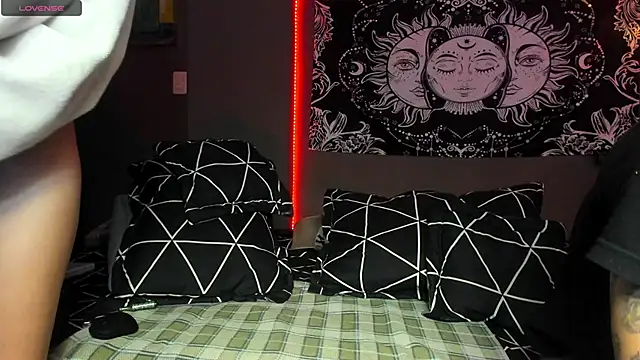 cleoo jhonny online show from April 14, 8:09 am