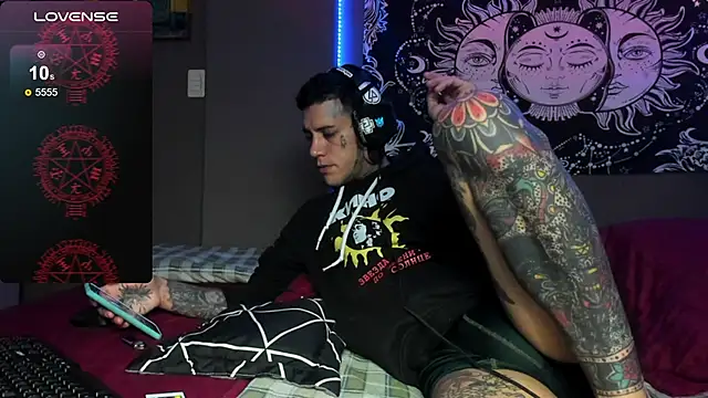 cleoo jhonny online show from April 19, 4:56 am