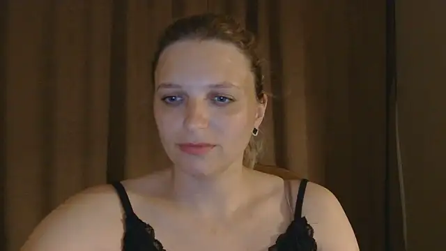 ElisSky301 online show from June 10, 8:30 pm