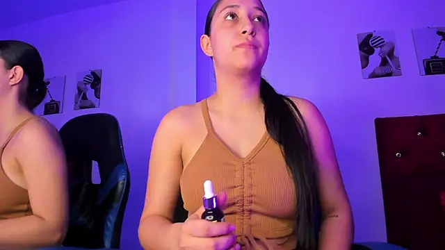 kittymonroe1 online show from April 4, 4:15 pm