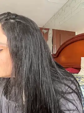 Selena Roa online show from May 25, 9:10 pm