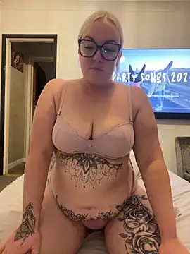 Jenna-LeeXX online show from November 9, 6:06 pm