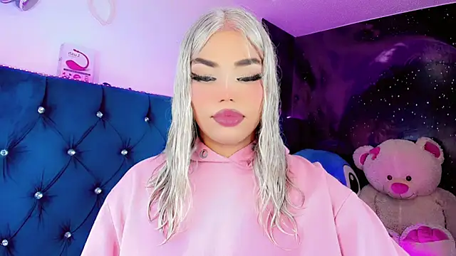 Alannys xHotx online show from March 10, 8:47 pm