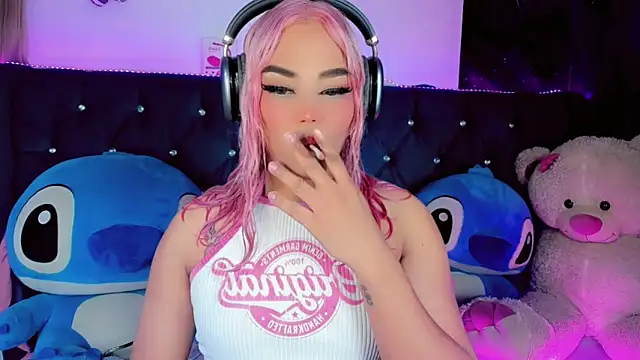 Alannys xHotx online show from March 29, 9:42 am