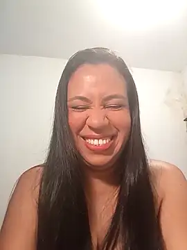 LeilaTaylor online show from November 4, 6:18 pm