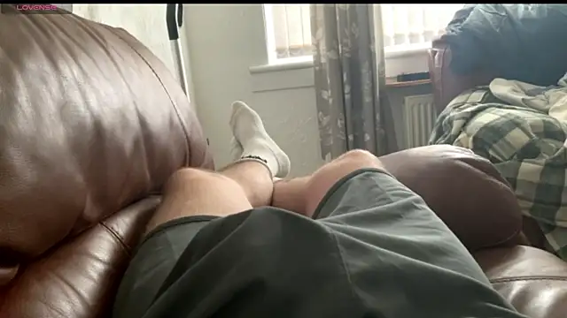 Snapshot of irnbru77 chatting on June 7, 10:19 am irnbru77 online show from June 7, 10:19 am