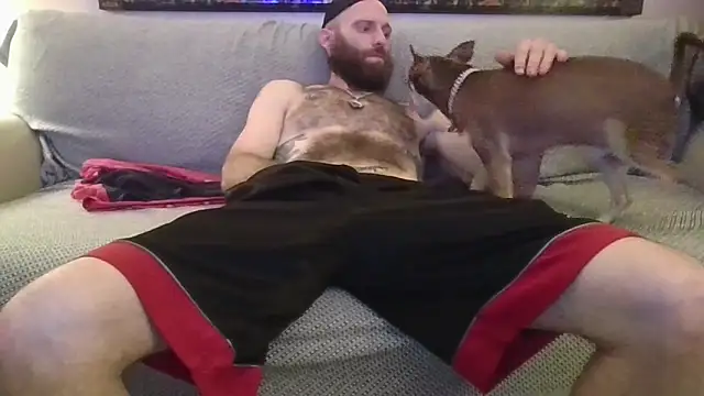 Snapshot of KosherCo313 chatting on December 21, 6:09 am KosherCo313 online show from December 21, 6:09 am