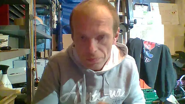 tommy3300 online show from April 27, 3:26 am