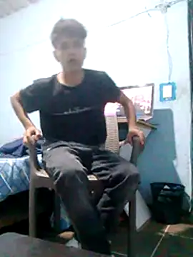 Snapshot of 666Daemon666 chatting on November 17, 6:19 am 666Daemon666 online show from November 17, 6:19 am