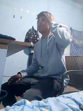 Snapshot of 666Daemon666 chatting on November 18, 6:51 am 666Daemon666 online show from November 18, 6:51 am